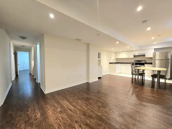 51 Braden WAY, Vaughan, ON L4H 2W6