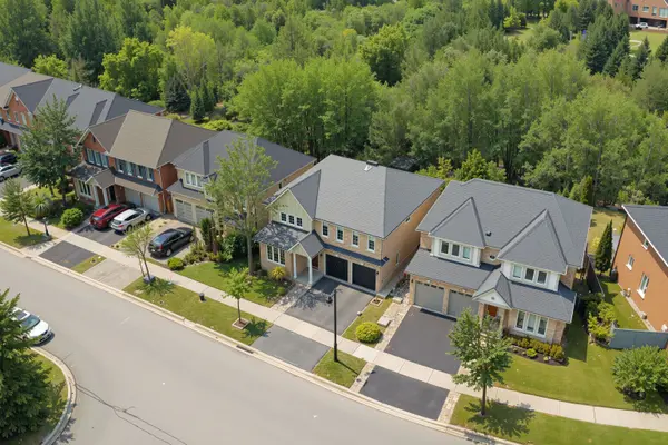 44 Skywood DR, Richmond Hill, ON L4E 4L2