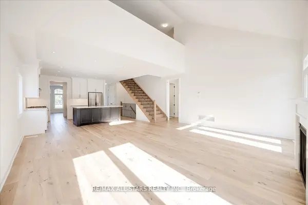 59 Stadacona AVE, Georgina, ON L0E 1R0