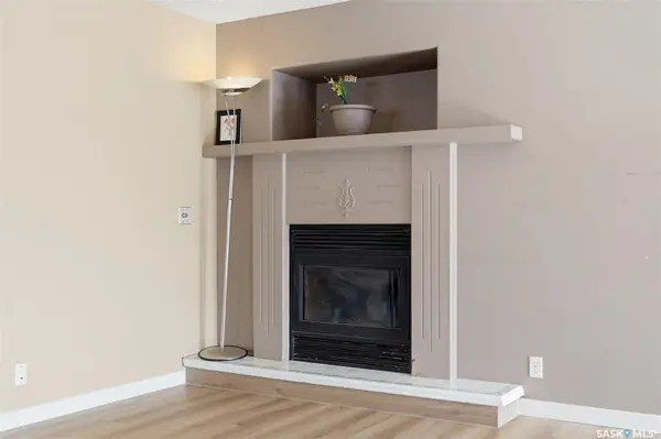 126 Hall CRESCENT, Saskatoon, SK S7L 7G6