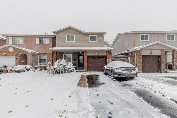32 Langston DR, Brampton, ON L6V 3W7