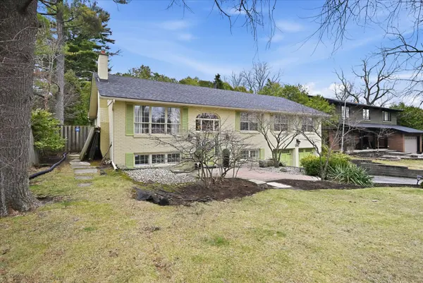 285 Glen Afton DR, Burlington, ON L7L 1G8