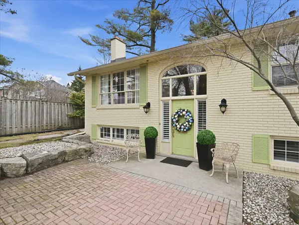 285 Glen Afton DR, Burlington, ON L7L 1G8