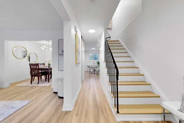 29 Glenmore CRES, Brampton, ON L6S 1H9