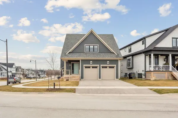 163 Courtland ST, Blue Mountains, ON L9Y 5L7