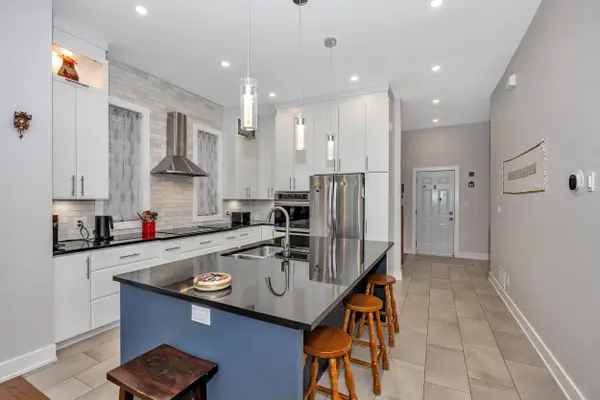 1355 Mory ST, Blossom Park - Airport And Area, ON K1T 1C8