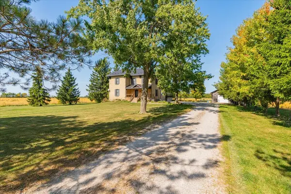 9516 Argyle ST E, North Middlesex, ON N0M 1A0