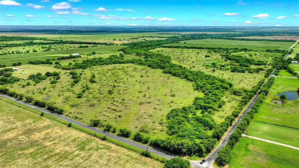 LOT 4, Lot 4-R2, 2.3 Acre Southmayd Road, Collinsville, TX 76273