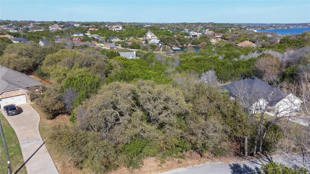 5004 Frio Drive, Granbury, TX 76048