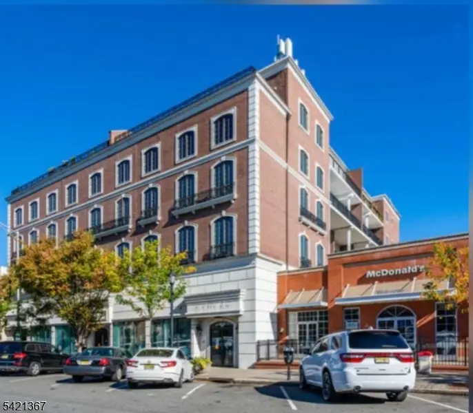 53 W Palisade Ave Und 406 #406, Englewood City, NJ 07631