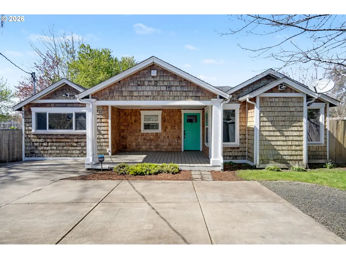 995 985 GARNET ST NE, Salem, OR 97301