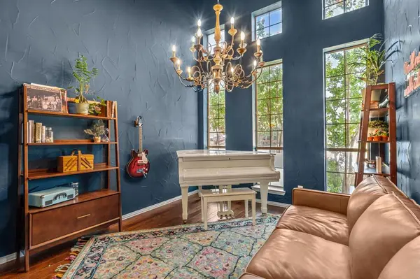 242 Livingston Drive, Hickory Creek, TX 75065