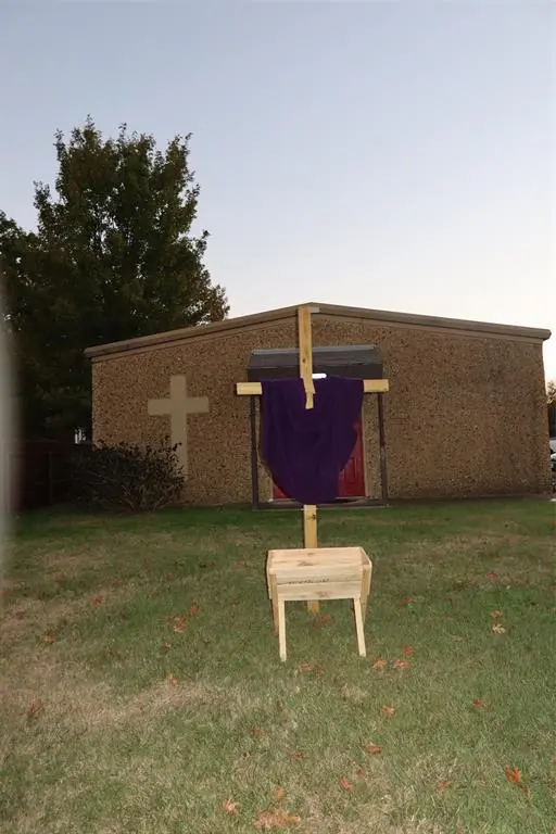 160 Desiree Lane, Highland Village, TX 75077