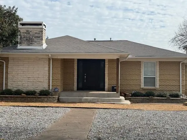 9942 Mixon Drive, Dallas, TX 75220