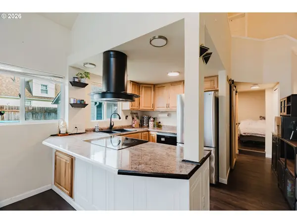 1620 16TH AVE, Albany, OR 97321