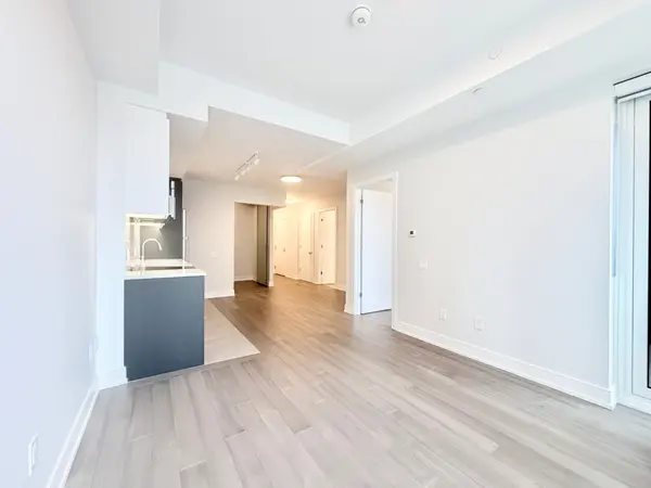 664 Spadina AVE #504, Toronto C01, ON M5S 0G4