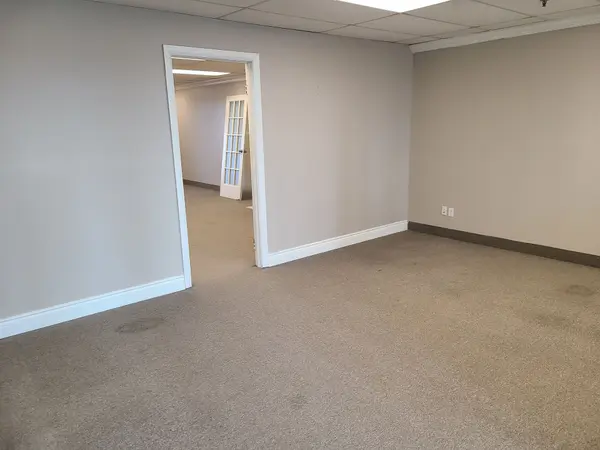 1815 Ironstone MNR ##14B, Pickering, ON L1W 3W9