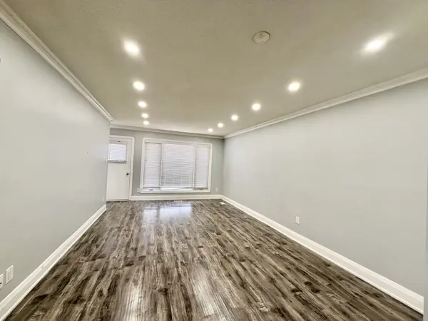 72 Dantek CT, Brampton, ON L6V 3T4