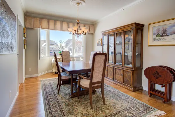 51 Glenora DR, Loyalist, ON K0H 1G0