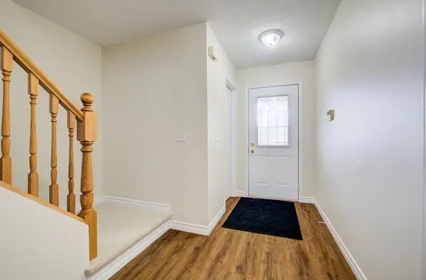 1 Ginger CT, Guelph, ON N1G 4Z9