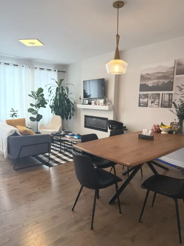 1892 Haiku ST, Barrhaven, ON K2J 6W7