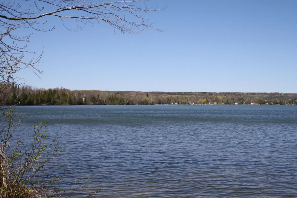 1912 South Orr Lake RD, Springwater, ON L0L 1P0