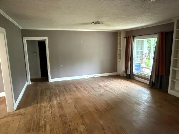 709 Highland Drive, Palestine, TX 75801