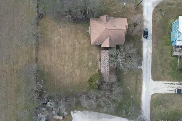 103 W 3rd Street, Barry, TX 75102