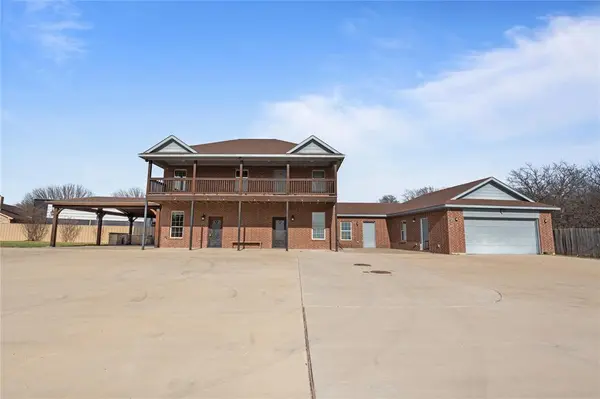 10437 Brangus Drive, Crowley, TX 76036
