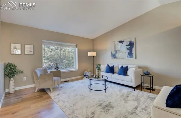 3425 Kirkwood DR, Colorado Springs, CO 80916