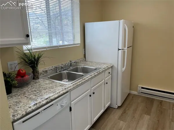 1402-1404 Race ST, Colorado Springs, CO 80904