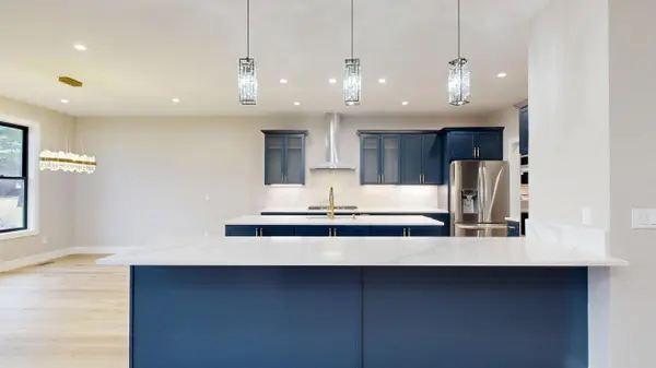 80 Sawmill Creek TRL, Saginaw Twp, MI 48603