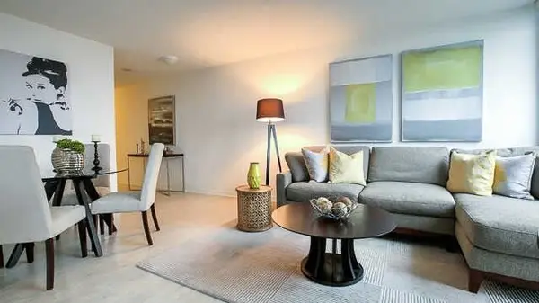 19 Singer CT #921, Toronto C15, ON M2K 0B2