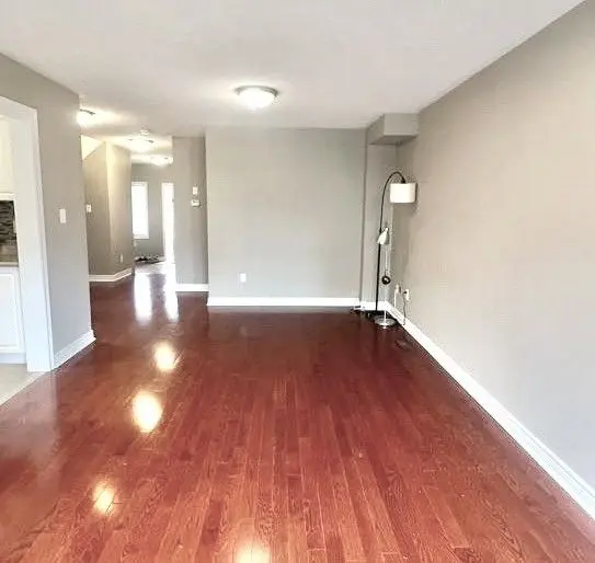 12 Lismer CRES, Caledon, ON L7E 2L9