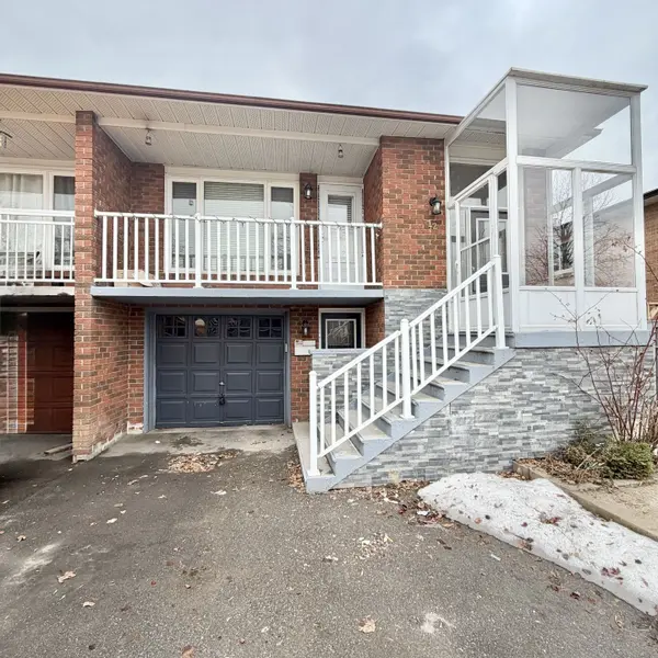 72 Dantek CT, Brampton, ON L6V 3T4