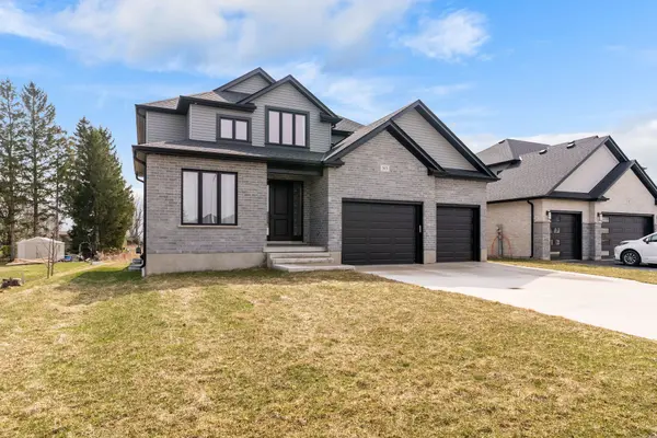 163 Mcleod ST, North Middlesex, ON N0M 2K0