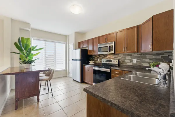 17 Hemlock WAY, Grimsby, ON L3M 0A7