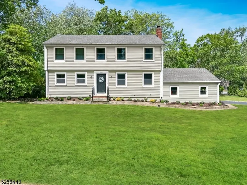 204 Deerfield Ln, Franklin Lakes Boro, NJ 07417