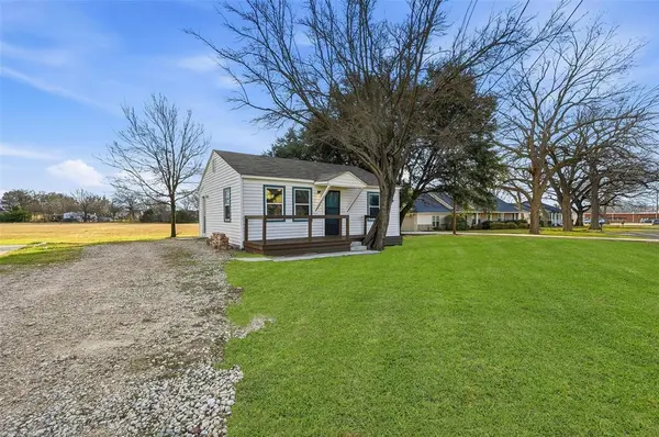 318 Methodist Street, Red Oak, TX 75154