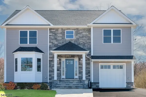 142 PASSAIC AVE, Roseland Boro, NJ 07068