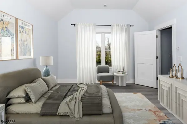 142 PASSAIC AVE, Roseland Boro, NJ 07068