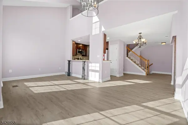 111 Riverwalk Way, Clifton City, NJ 07014