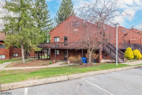 3 Silver Star Ct #10, Vernon Twp., NJ 07462