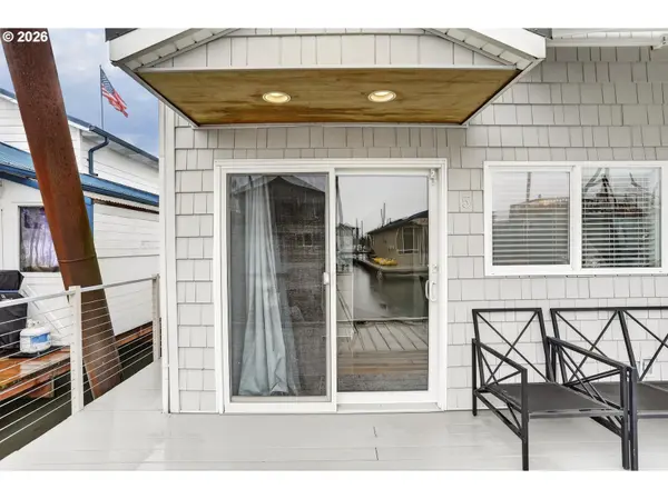 19609 NE Marine DR #D5, Portland, OR 97230