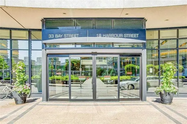 33 Bay ST #1403, Toronto C01, ON M5J 2Z3