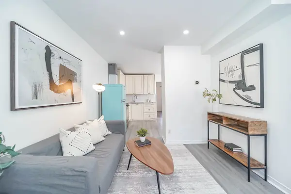 47 Greendale AVE, Toronto W03, ON M6N 4P4