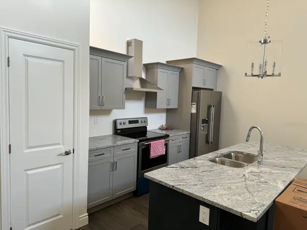 513 Water RD E, Amherstburg, ON N9V 4C5