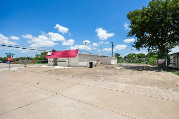 500 Ford Street, Garland, TX 75040