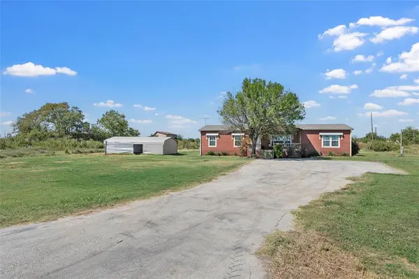 3449 Bluhm Road, West, TX 76691