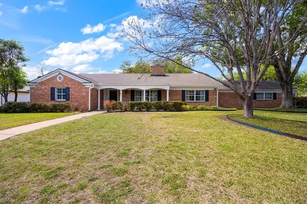 2010 N Beal Street, Belton, TX 76513